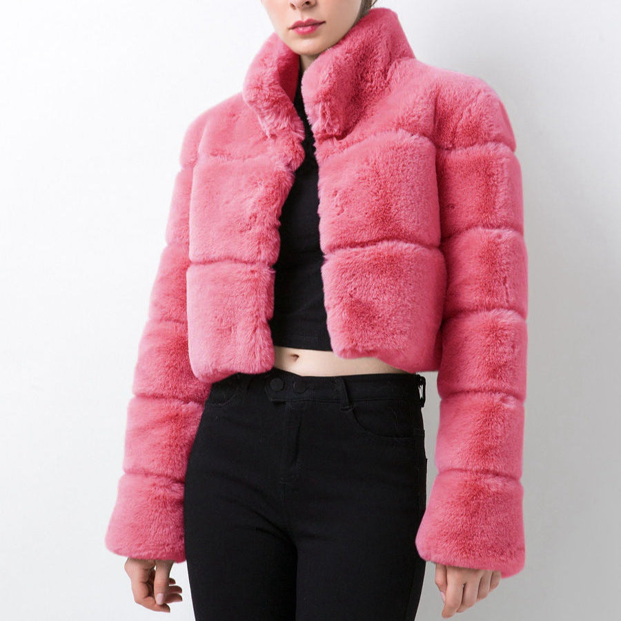 Rosgrove | Women - Fashionable Short Jacket - Faux Fur