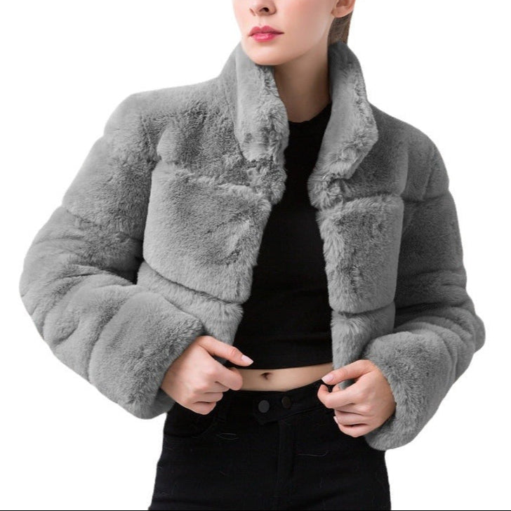 Rosgrove | Women - Fashionable Short Jacket - Faux Fur