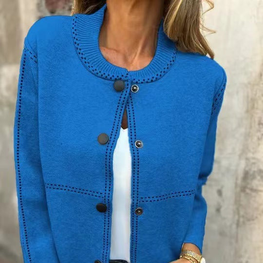 Rosgrove | Women - Elegant Button Cardigan - Neckline Details