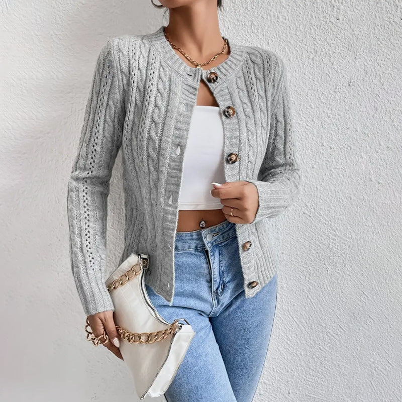 Rosgrove | Women - Cable Knit Cardigan - Button Closure