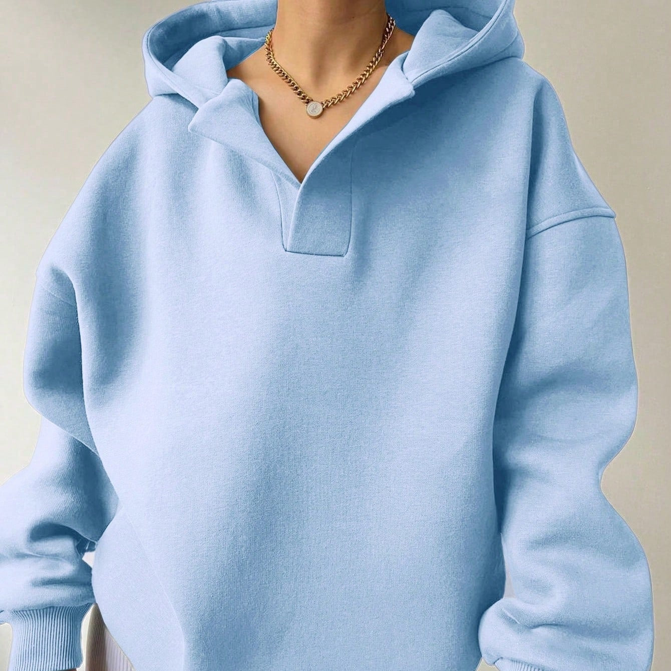 Rosgrove | Women - Oversized Hooded Jumper with V-Neck