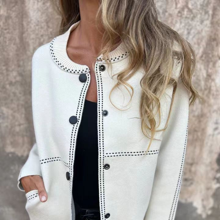 Rosgrove | Women - Elegant Button Cardigan - Neckline Details