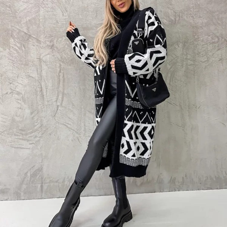 Rosgrove | Women - Chunky Knit Cardigan - Graphic Pattern