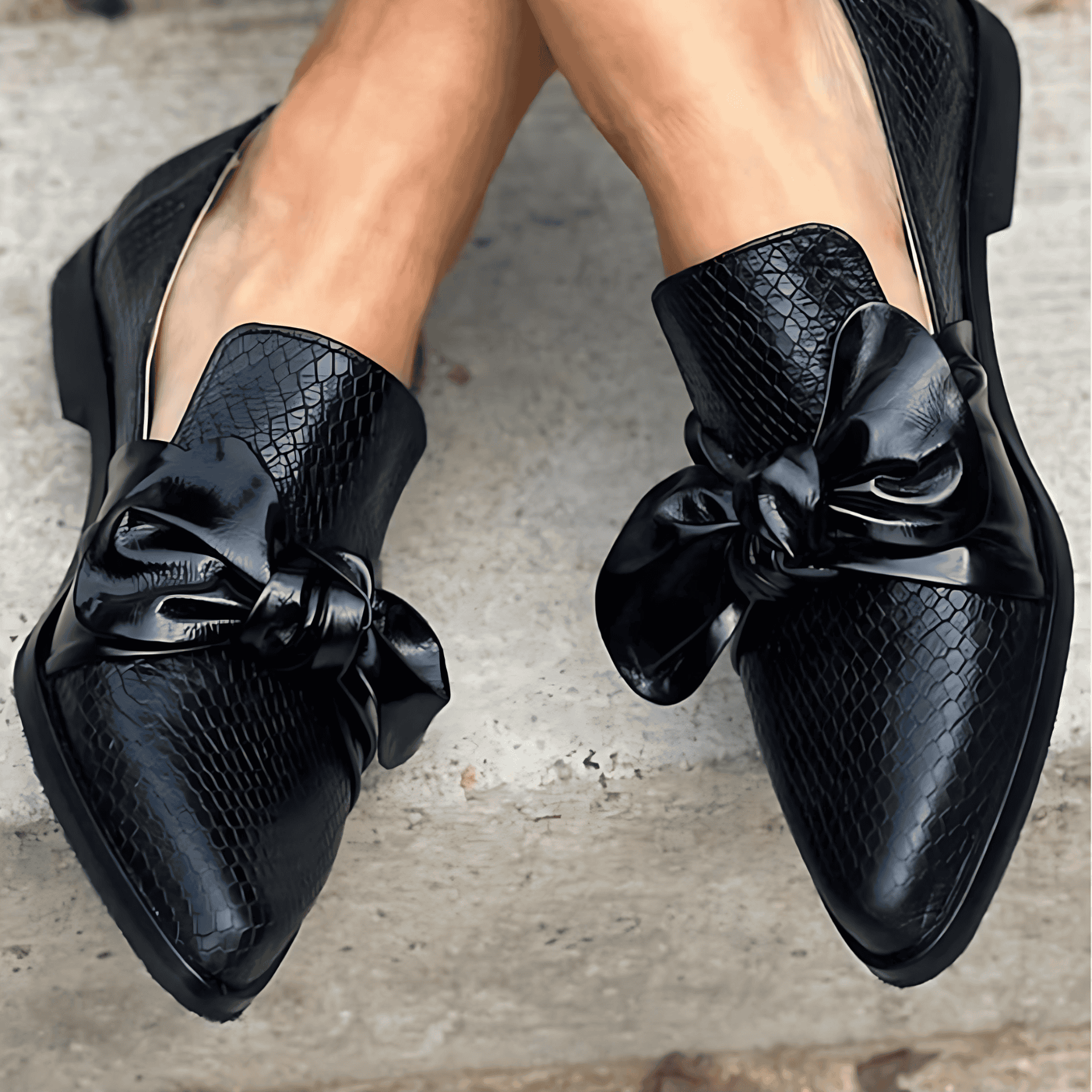 Rosgrove | Women - Textured Bow Loafers Flats