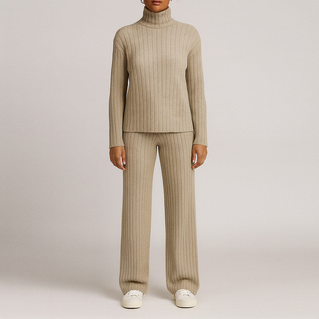 Rosgrove | Women - Two-Piece Set - Turtleneck & Wide Pants