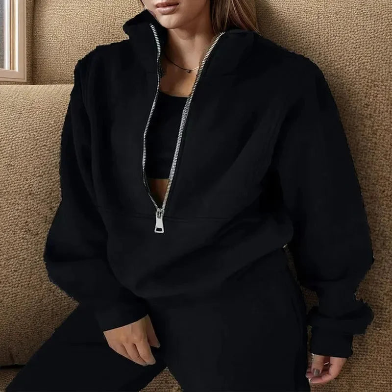 Rosgrove | Women - Casual Winter Set - Cozy Sweatshirt & Trousers
