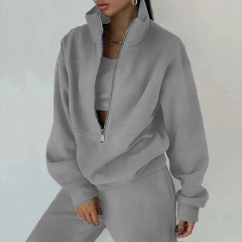 Rosgrove | Women - Casual Winter Set - Cozy Sweatshirt & Trousers