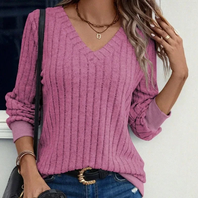 Rosgrove | Women - V-Neck Winter Sweatshirt - Cozy Style