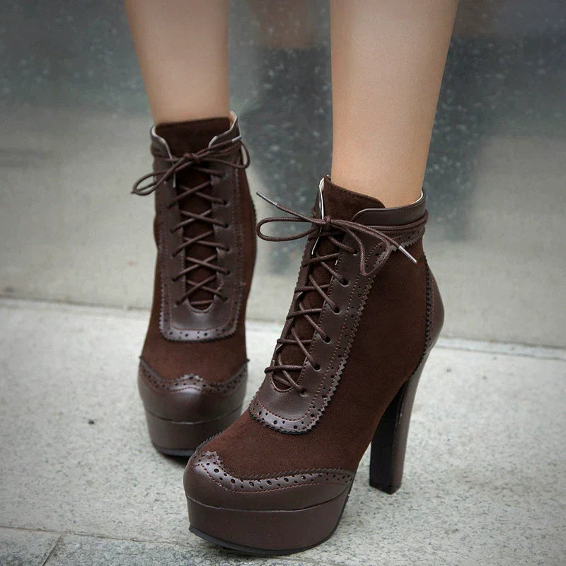 Rosgrove | Women - Suede Wingtip Brogue Ankle Boots - Chunky Heel
