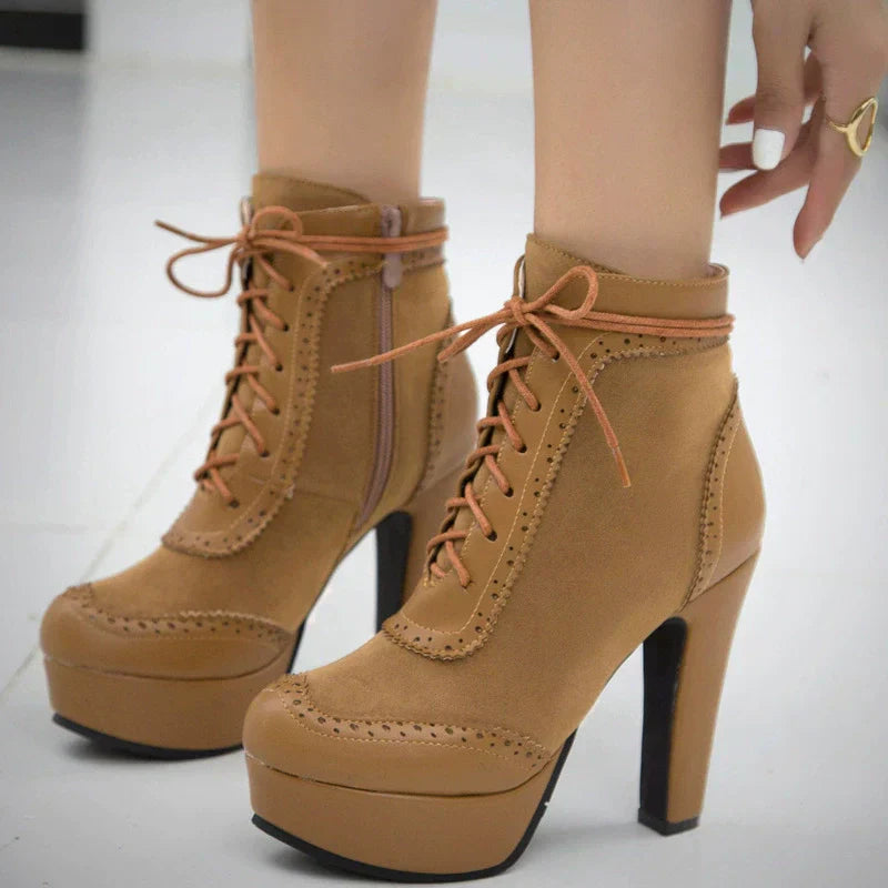 Rosgrove | Women - Suede Wingtip Brogue Ankle Boots - Chunky Heel