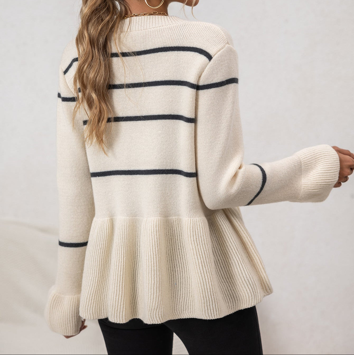 Rosgrove | Women - V-Neck Loose Fit Cardigan with Peplum Hem