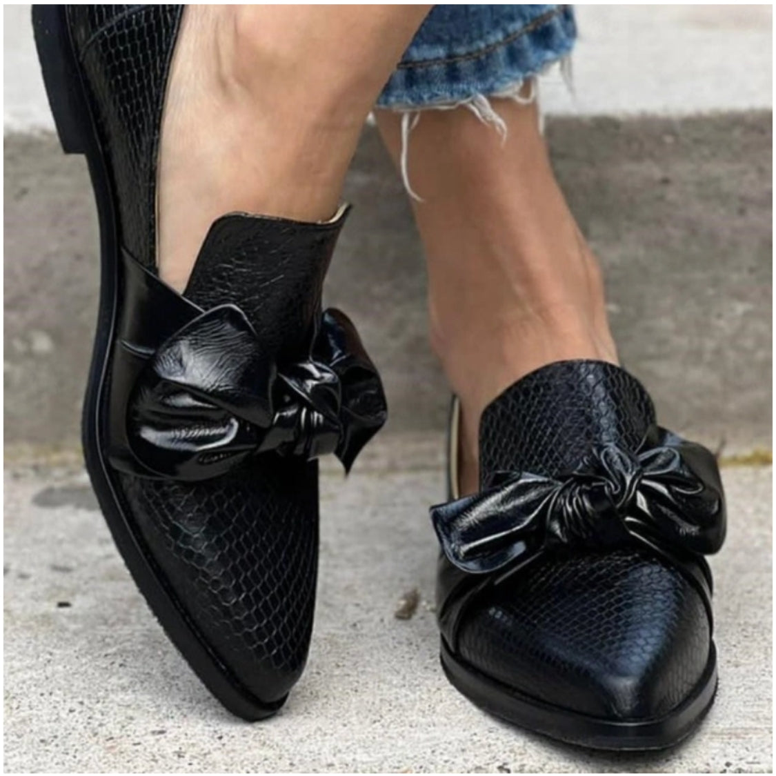 Rosgrove | Women - Textured Bow Loafers Flats