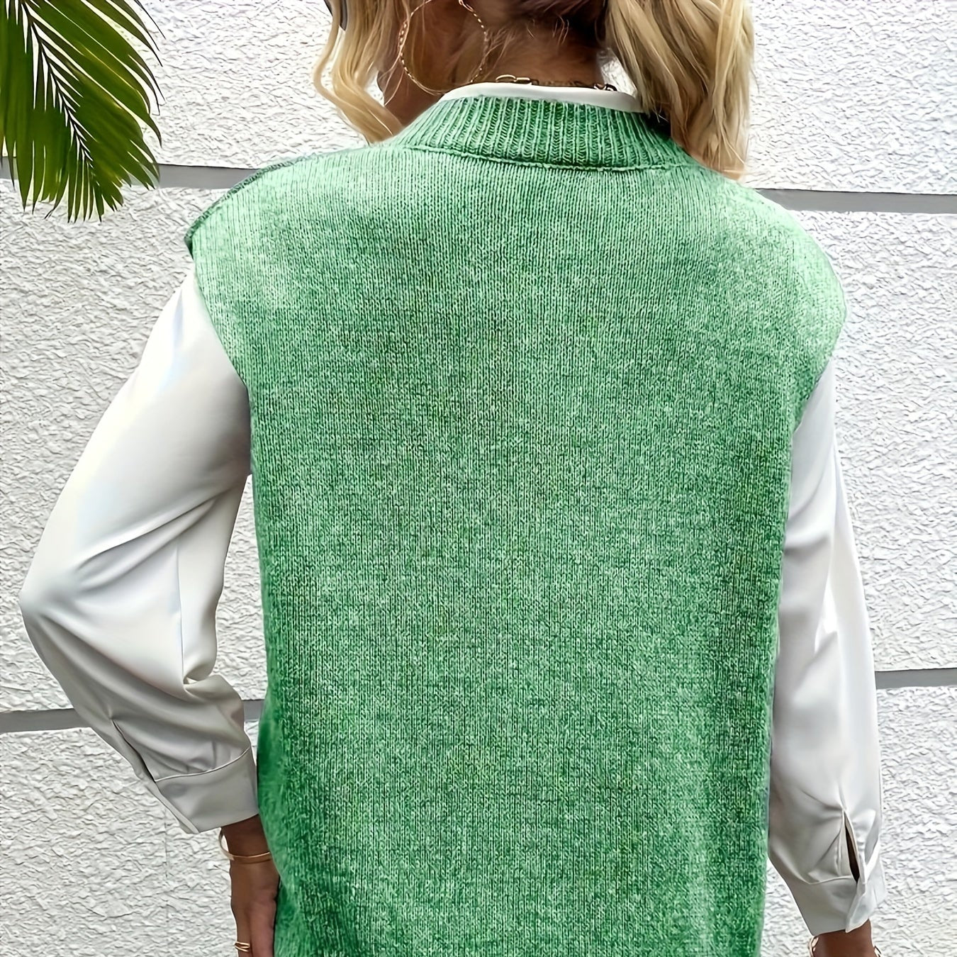 Rosgrove | Women - Ribbed V-Neck Jumper Vest - Relaxed Fit