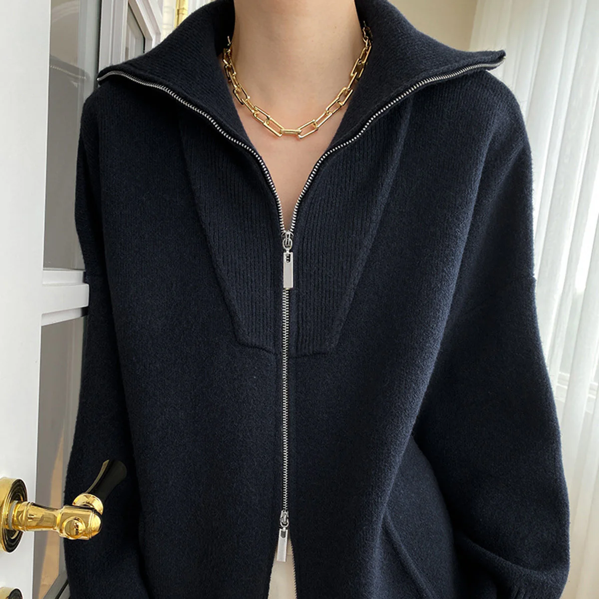 Rosgrove | Women - Oversized Wool Knit Cardigan - Zip Front