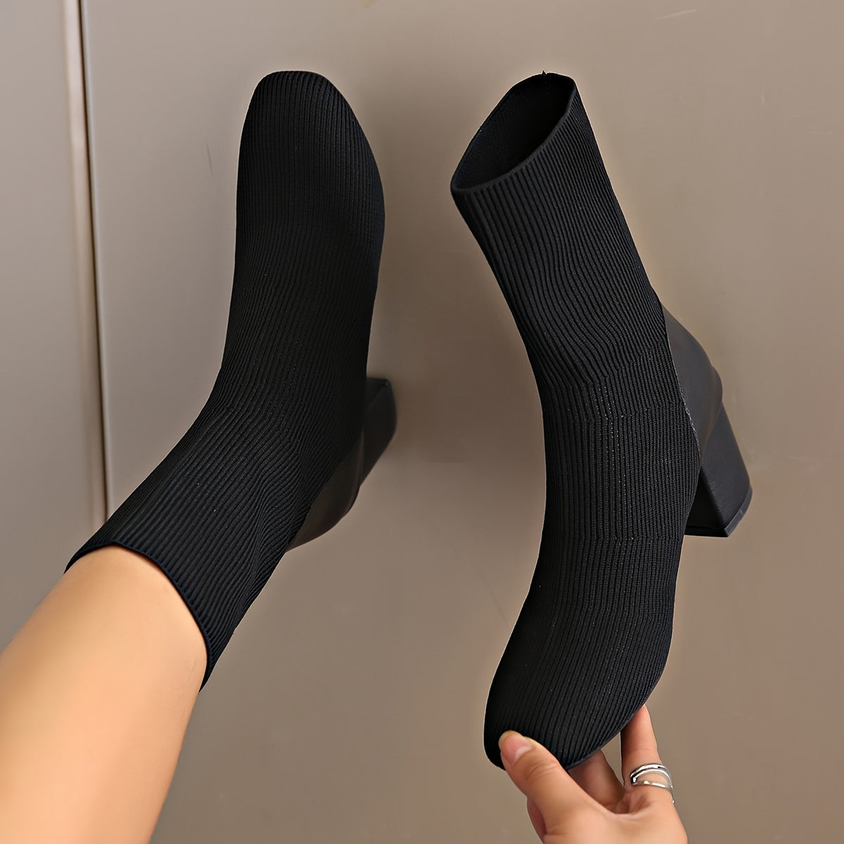 Rosgrove | Women - Black Knitted Ankle Boots - Chunky Heel
