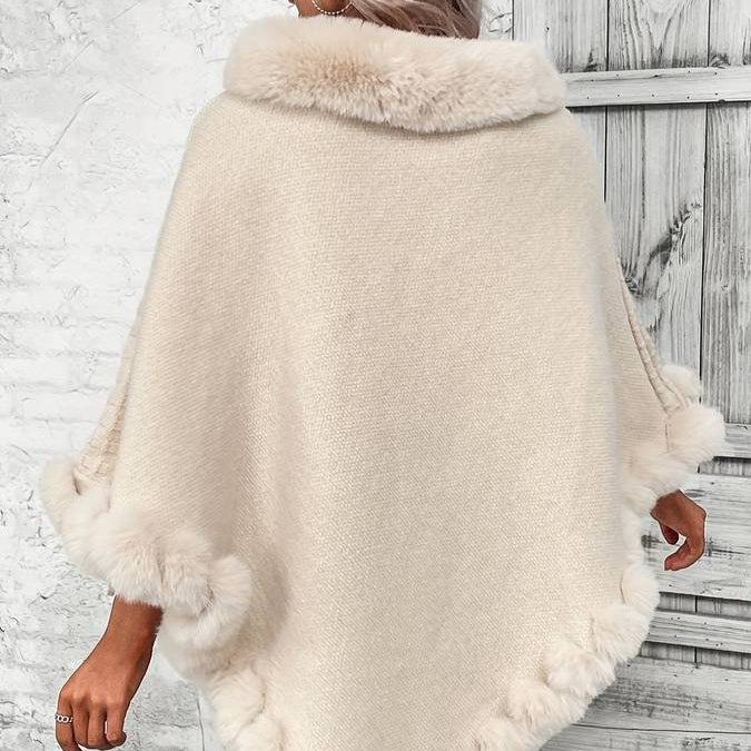 Rosgrove | Women - Fuzzy Trim Beige Poncho - Diamond Pattern
